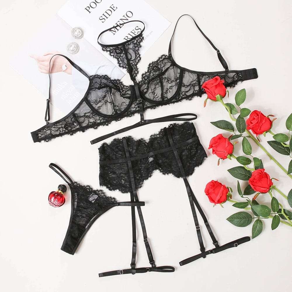 Queen Of Hearts Lace 6-Piece Lingerie Set - Expressive Boutique